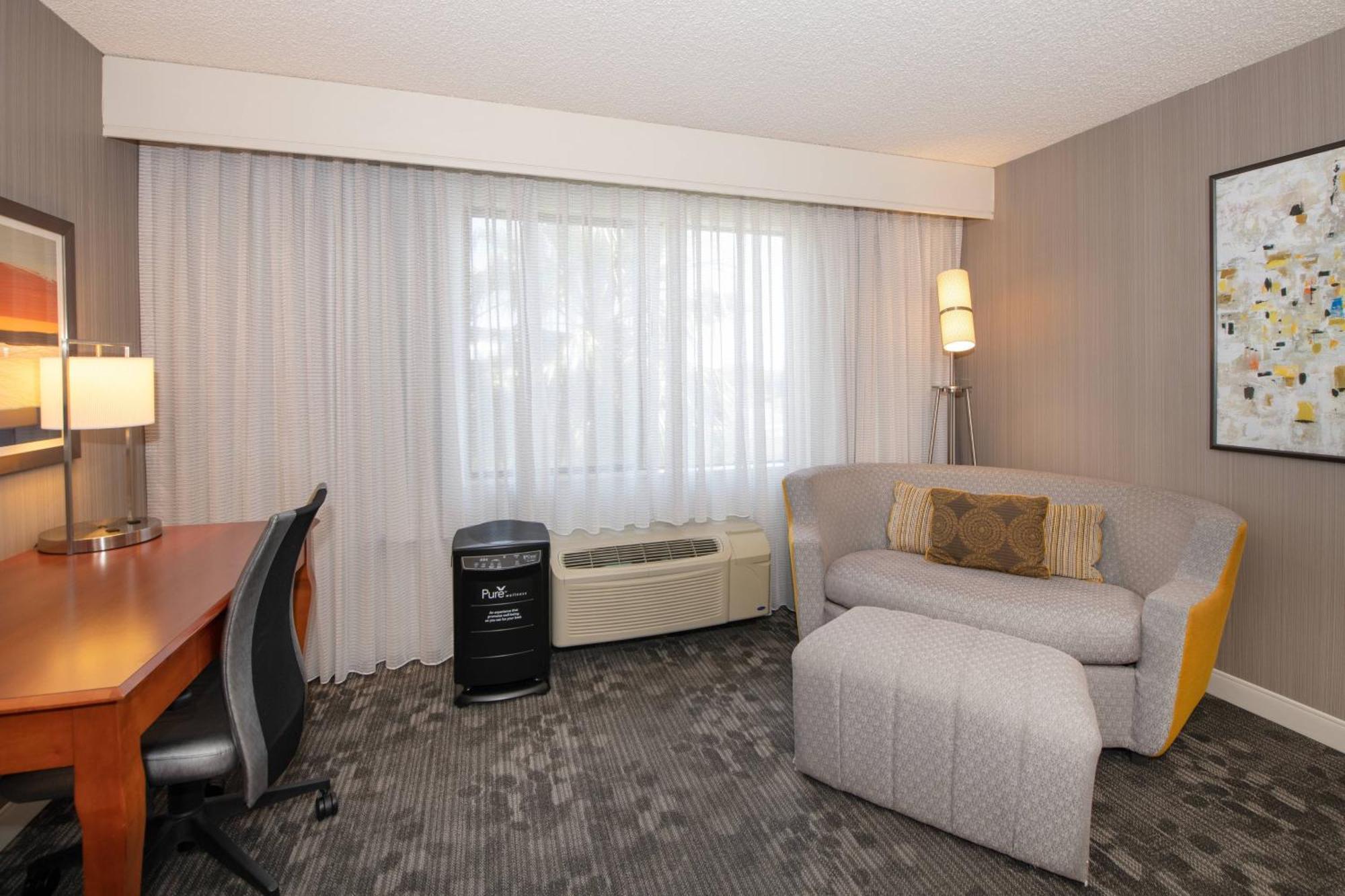 Courtyard By Marriott Newark Silicon Valley מראה חיצוני תמונה