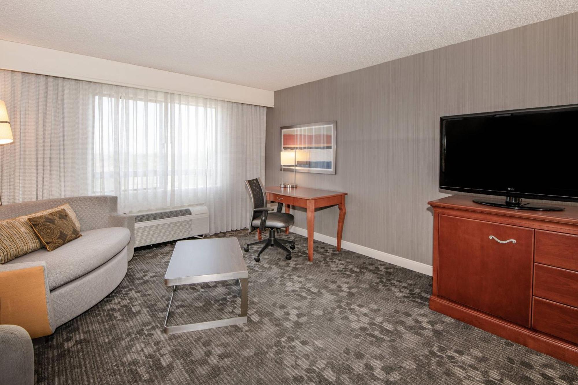 Courtyard By Marriott Newark Silicon Valley מראה חיצוני תמונה