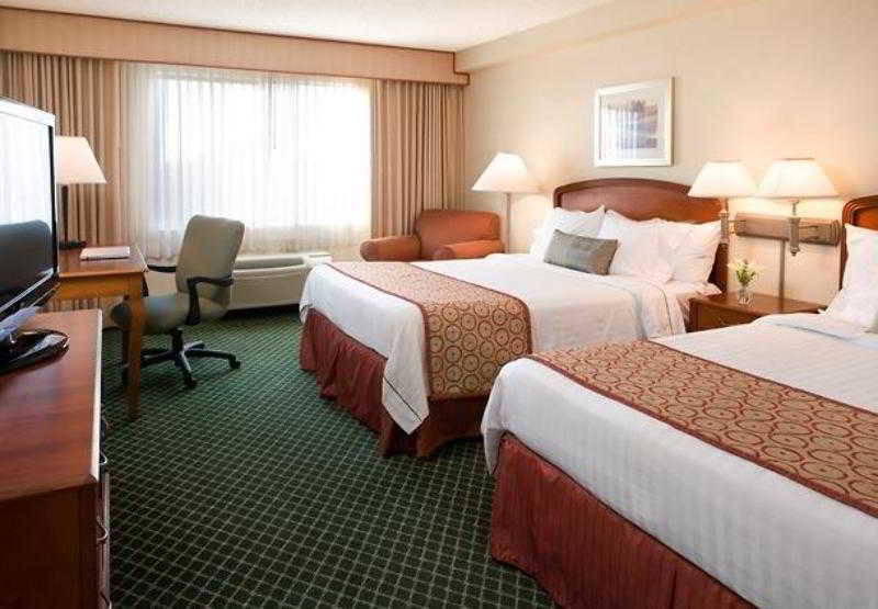 Courtyard By Marriott Newark Silicon Valley מראה חיצוני תמונה