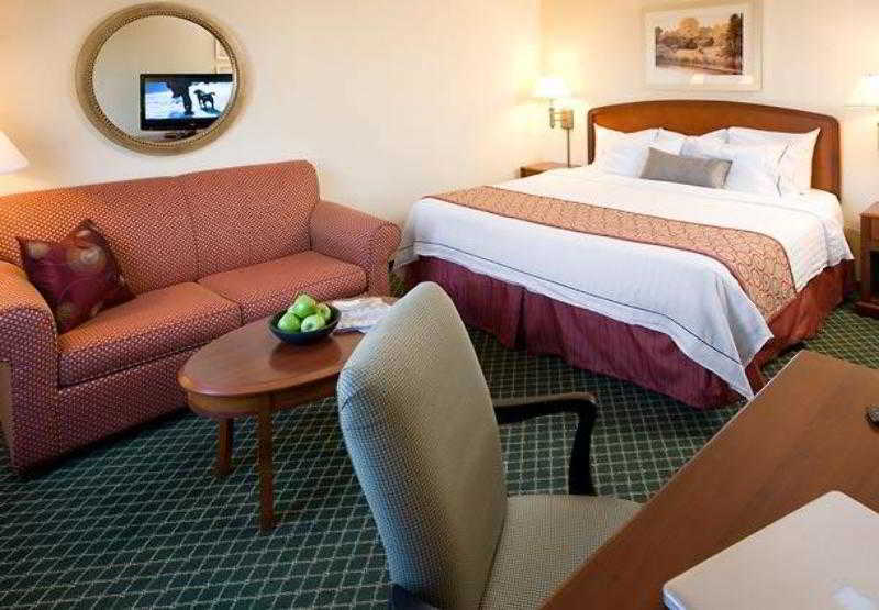 Courtyard By Marriott Newark Silicon Valley מראה חיצוני תמונה